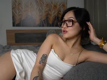 webcam girl refined_style image #6718103