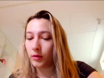 webcam girl aveksmr image #5126340