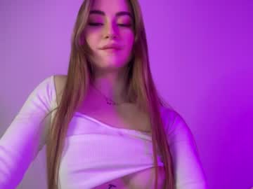 webcam girl strawberryjamx image #3563524