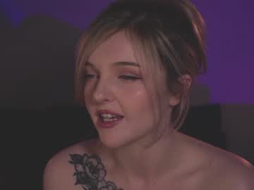webcam girl lucydelovely image #5569951
