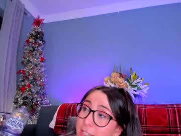 webcam girl littlee33 image #5962764