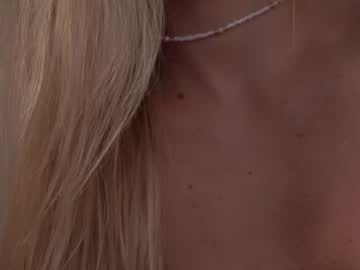 webcam girl cute__foxy image #4237045