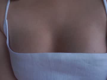 webcam girl bibi_it_is image #3573393