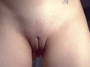 webcam girl _maybelin_ image #1075607