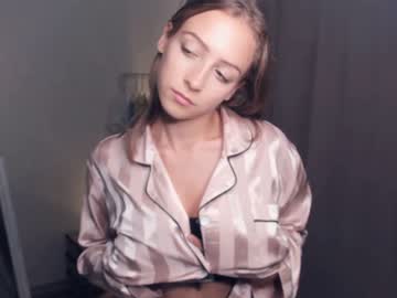 webcam girl wave_of_happy_ image #5462135