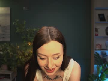 webcam girl ella_knockers_xl image #1384640