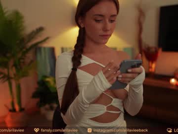 webcam girl aarilaviee image #3055577