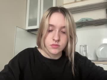 webcam girl ccrystalluna image #4858755