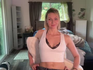webcam girl kaileeshy image #5051640