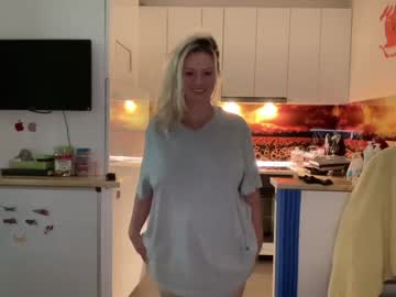 webcam girl kiradivine image #4897787