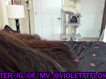 webcam girl violetttflowers image #2565195