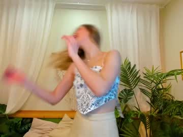 webcam girl milablush image #3401212