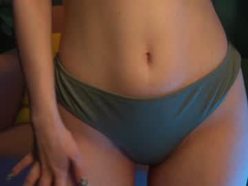 webcam girl yours_lola image #1330626