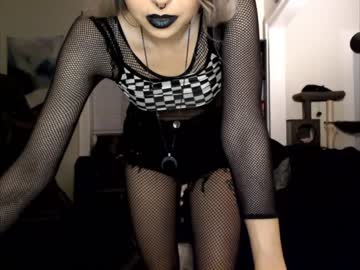 webcam girl runacrow image #4603162