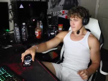 webcam man maxednat image #5072966