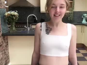 webcam girl lucydelovely image #3975299