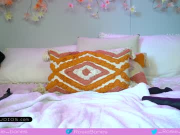 webcam girl rosiebones image #2380242