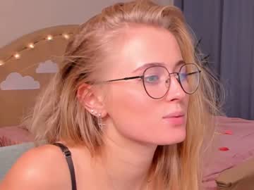webcam girl linellali image #2615262