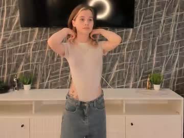 webcam girl lynnatlee image #6707117