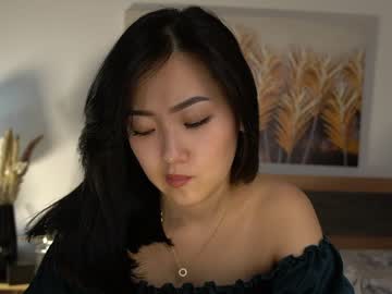 webcam girl refined_style image #6760151