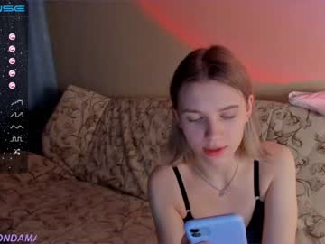 webcam girl melondama image #3111896