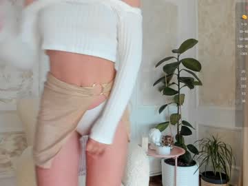 webcam girl rennatha21 image #6898086