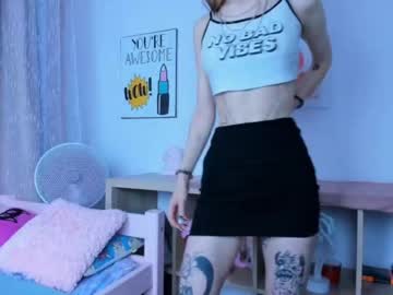 webcam girl erika__lodge image #2249453