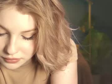webcam girl nicole_soft image #2269577