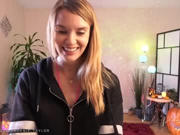 webcam girl phoenix_taylor image #5551858
