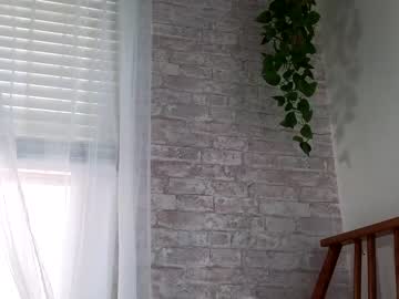 webcam girl littlegreekflower image #6068506