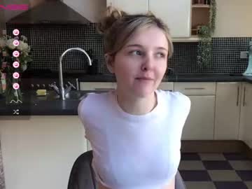 webcam girl lucydelovely image #3996609