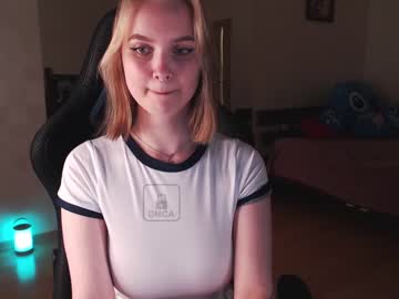 webcam girl lovely_kisses image #2625916