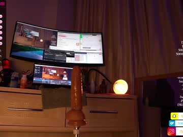 webcam girl kronniekray image #3583312