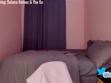 webcam girl hollyextra image #2529838