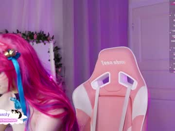 webcam girl holliwould_ image #3511305