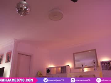 webcam girl hannahjames710 image #1122778