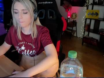webcam girl kimilee22 image #4714258