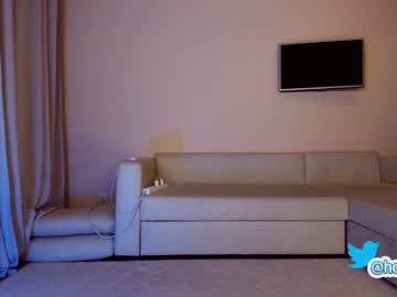 webcam girl hollyextra image #3175093