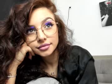 webcam girl 9harlotte99 image #1570940