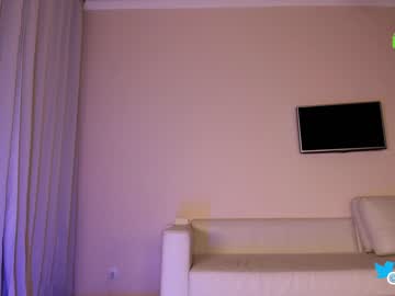 webcam girl hollyextra image #6693804