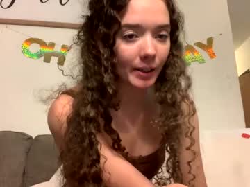 webcam couple kylieexoxoxo2432 image #6302565