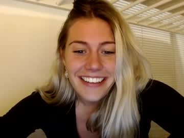 webcam girl bambis_honeypot image #888463