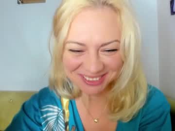 webcam girl kiradivine image #3197576