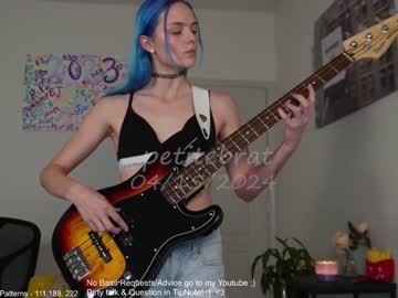 webcam girl petitebrat image #6780123