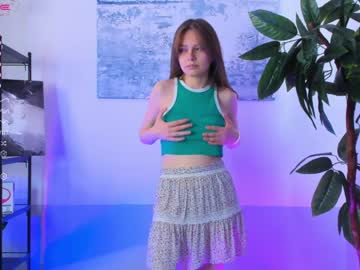 webcam girl millamorni image #4709897