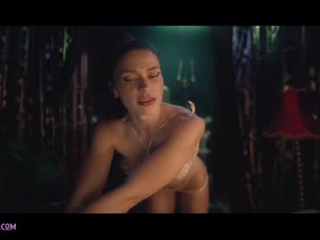 webcam girl lucieoude_ image #1993546