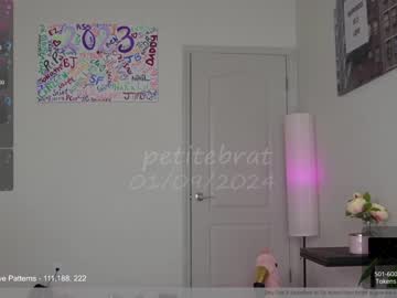 webcam girl petitebrat image #6090405