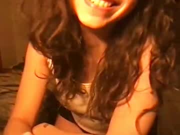 webcam girl 1pezplum image #1219775