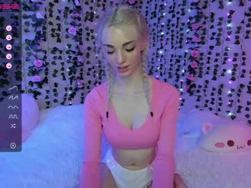 webcam girl bunnydollstella image #3406316