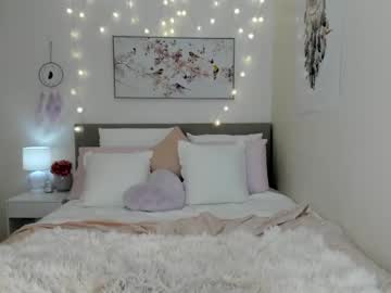webcam girl xolunarae image #5772726